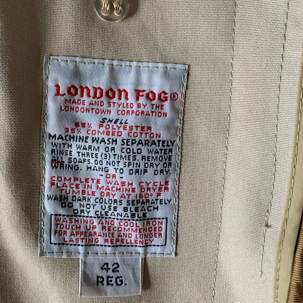 Vintage Men’s London Fog Maincoats - Picture 5 of 11